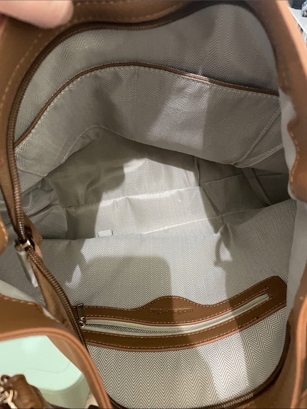 Modern Chic Sawyer Crossbody Tote - Picture 3 of 4